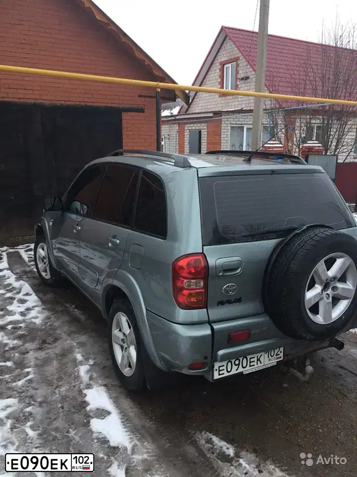 Фото автомобиля VAZ 2114 SAMARA, 2007 — госномер Е090ЕК102. Цвет: СВЕТЛО-СЕРЕБРИСТЫЙ МЕТАЛЛИК