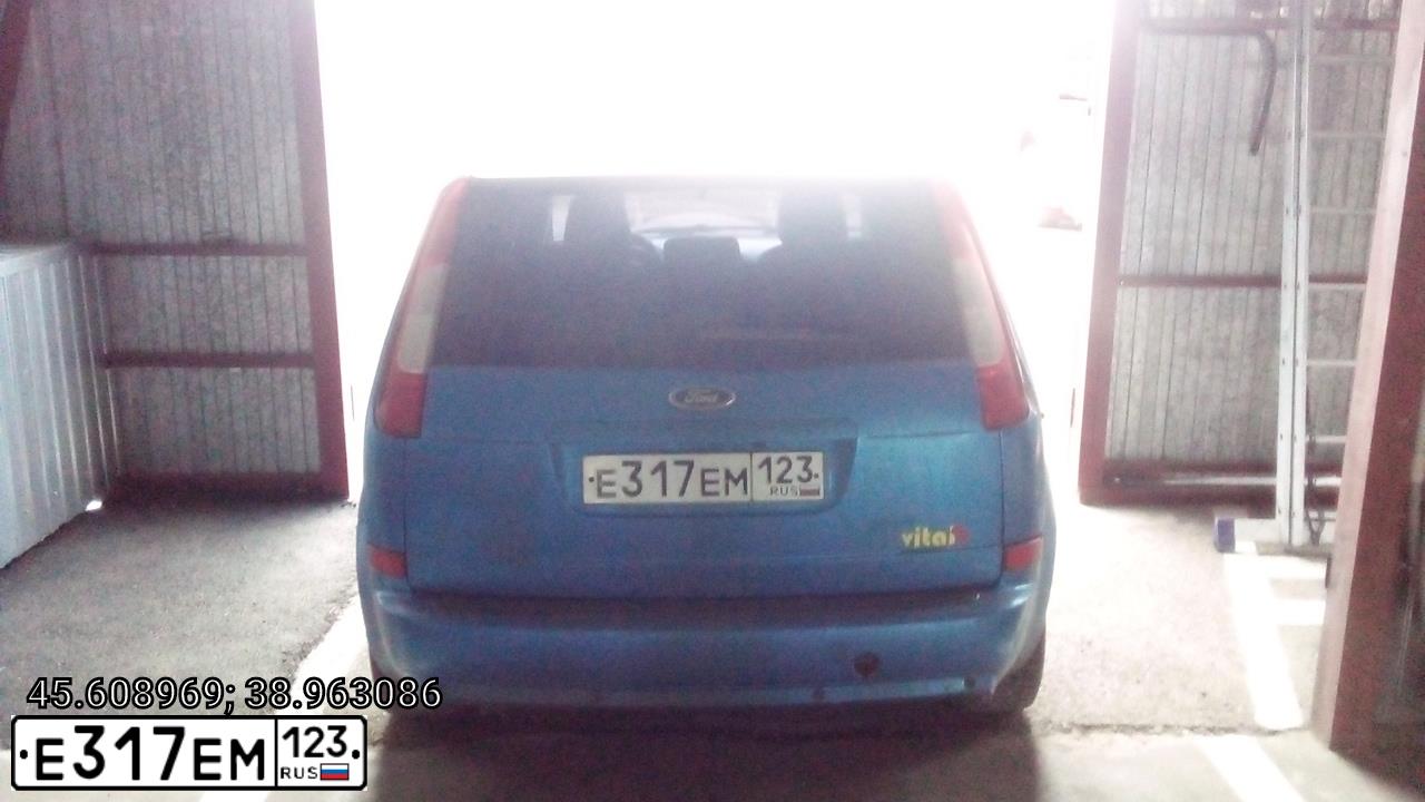 Фото автомобиля FORD FOCUS C-MAX, 2007 — госномер Е317ЕМ123. Цвет: СИНИЙ