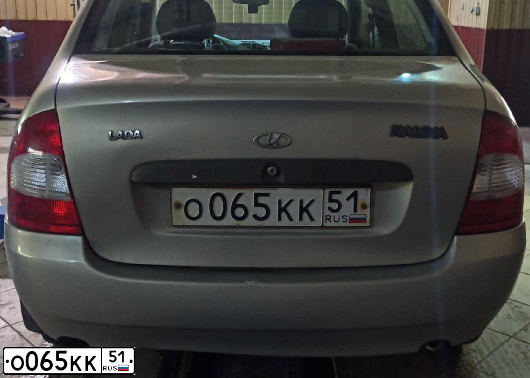 Фото автомобиля LADA 1118 KALINA, 2006 — госномер О065КК51. Цвет: БЕЖЕВО-СЕРЫЙ
