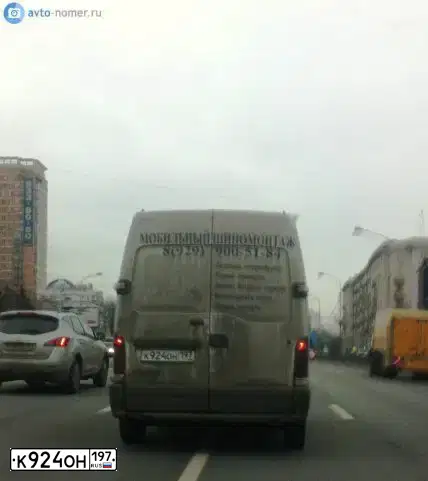 Фото автомобиля RENAULT MASTER, 2001 — госномер С497ОХ790. Цвет: Белый