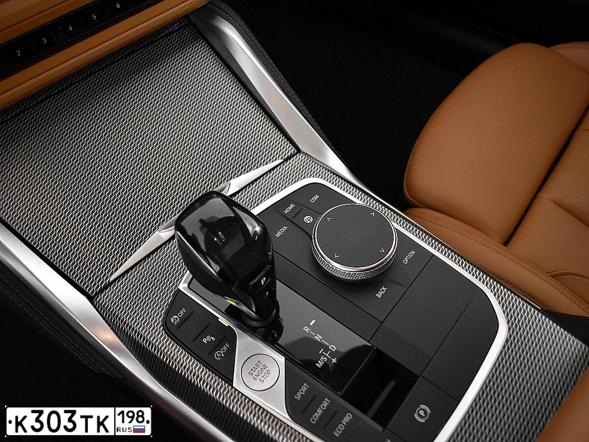 Фото автомобиля BMW 420I, 2020 — госномер Т309ЕЕ198. Цвет: ЗЕЛЕНЫЙ МЕТАЛЛИК