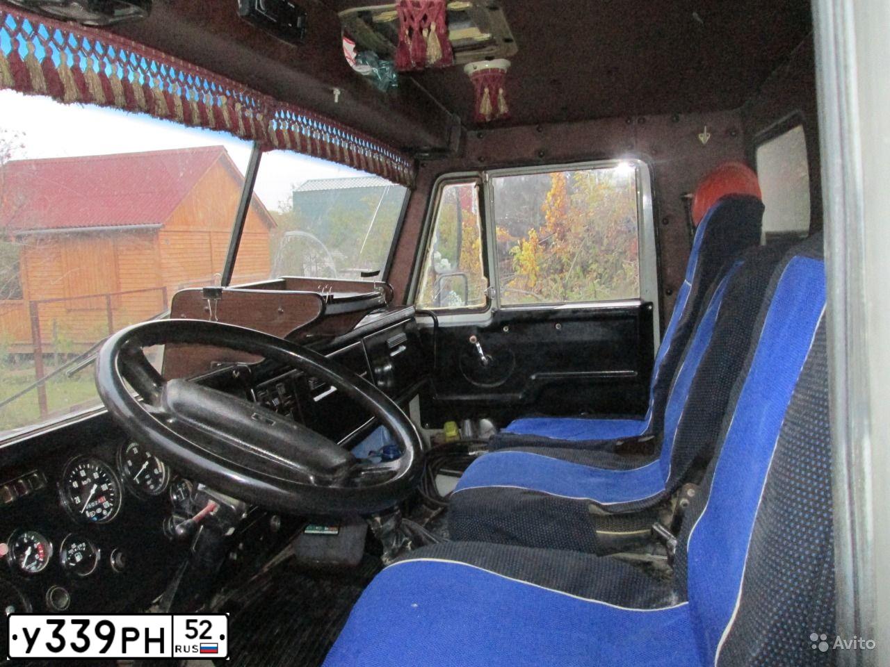 Фото автомобиля KAMAZ 55111 /6X4/, 1986 — госномер У339РН52. Цвет: СЕРЫЙ