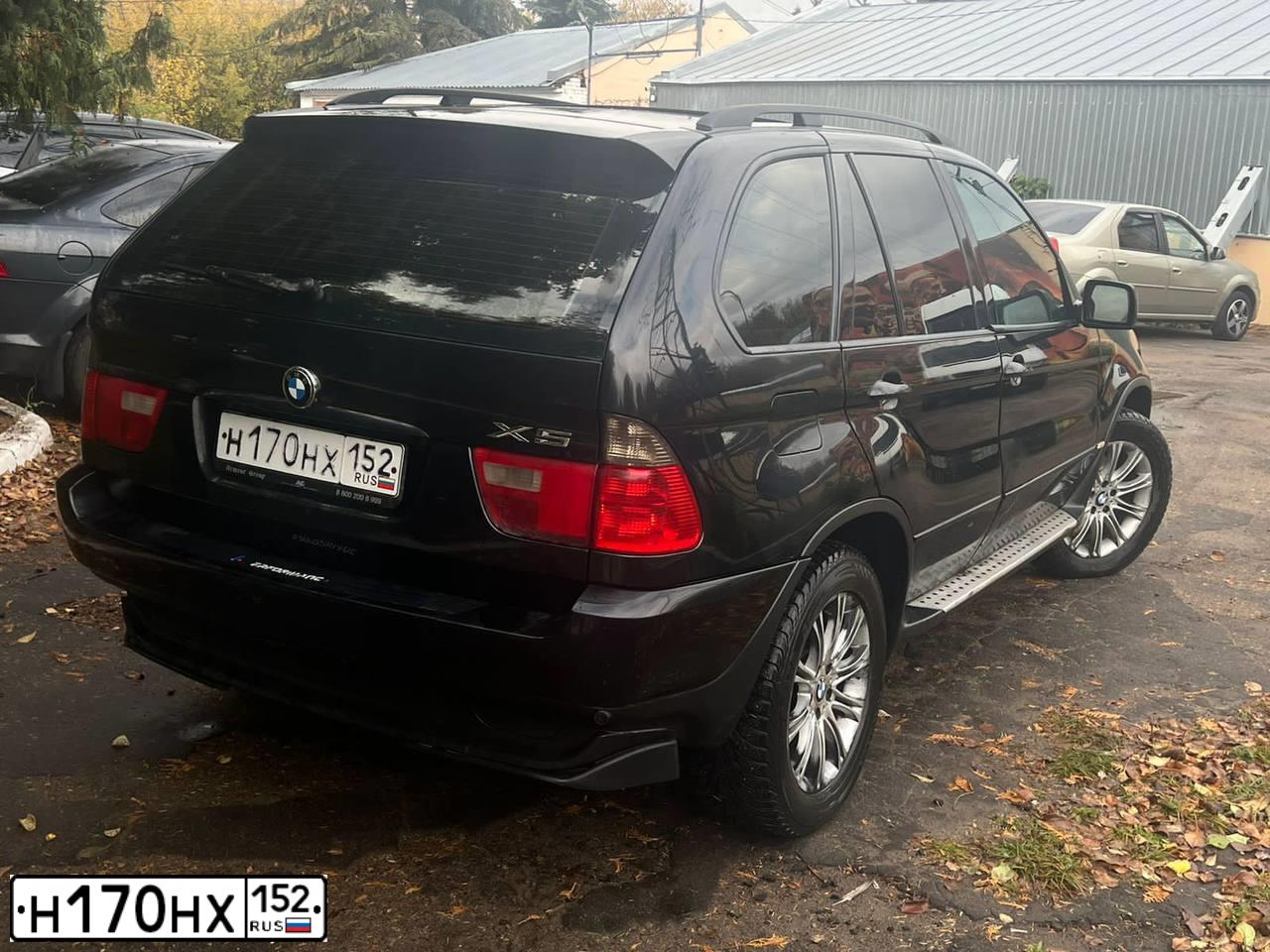 Фото автомобиля BMW X5, 2005 — госномер А707КС152. Цвет: ЧЕРНЫЙ