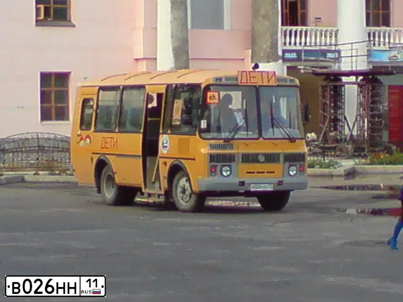 Фото автомобиля PAZ 3205, 2008 — госномер В026НН11. Цвет: ЖЕЛТЫЙ