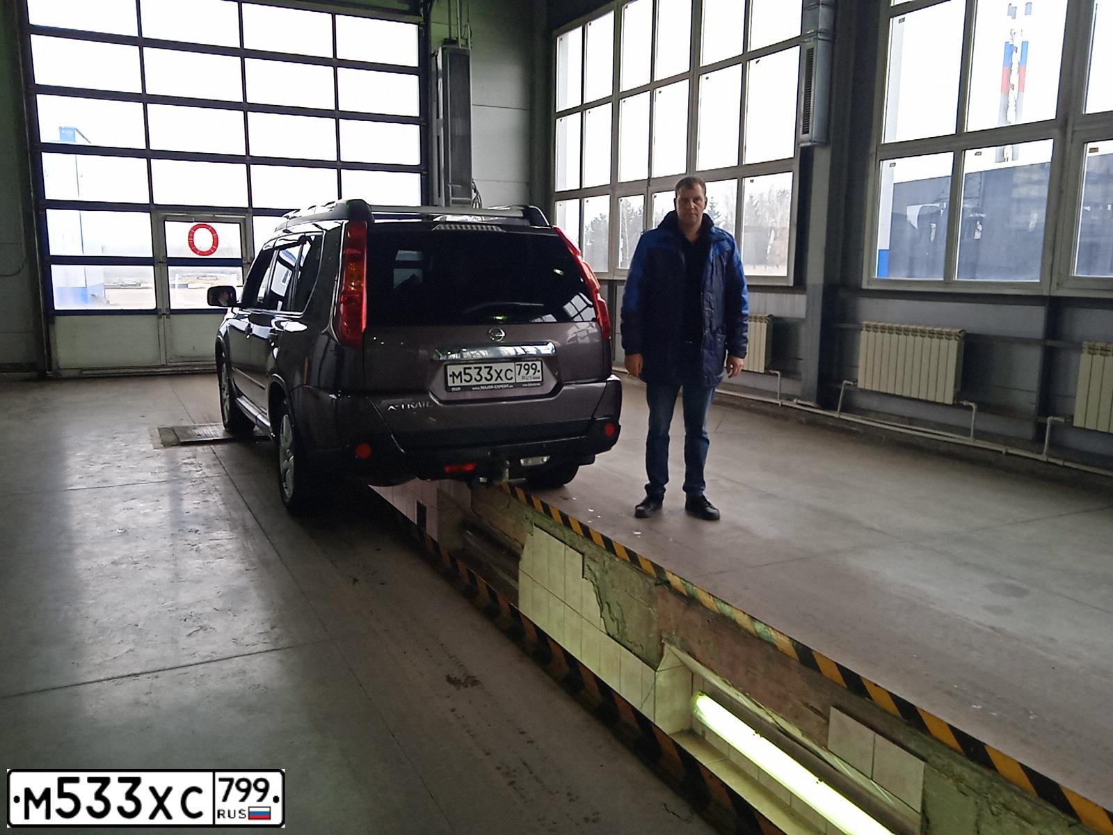 Фото автомобиля NISSAN X-TRAIL, 2008 — госномер В140МВ790. Цвет: СИРЕНЕВЫЙ СЕРЫЙ