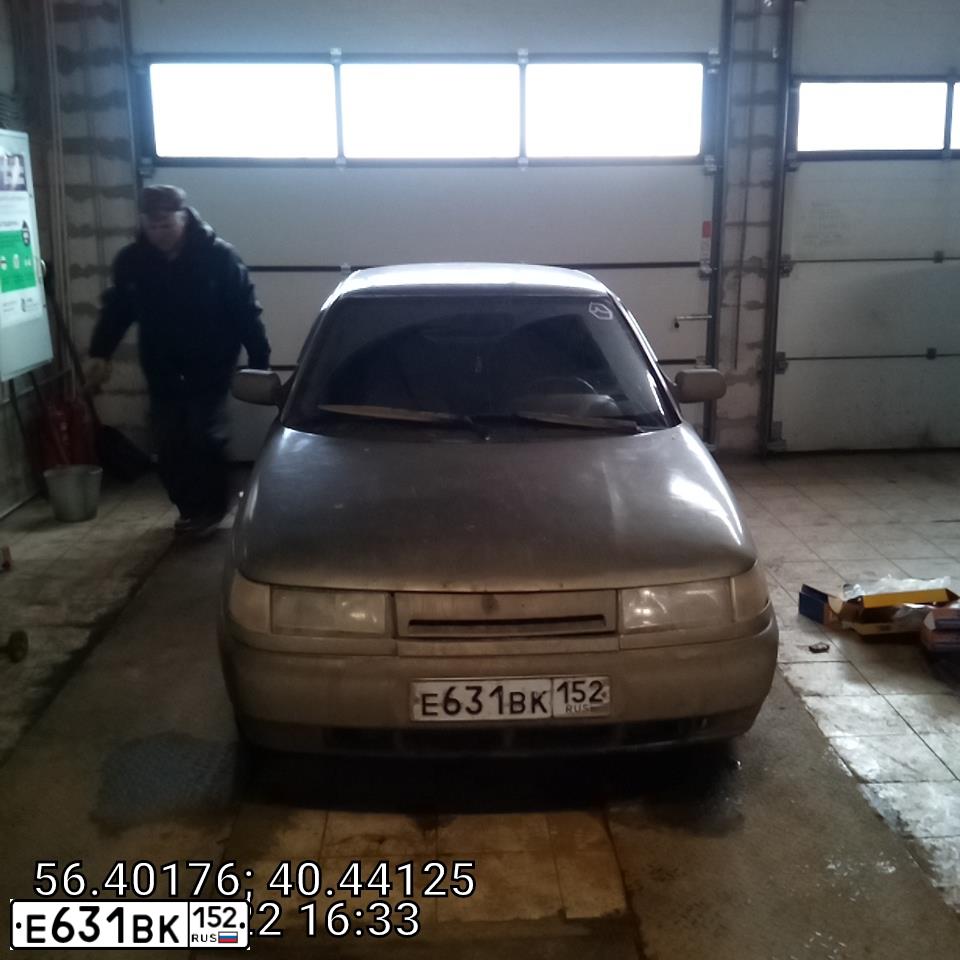 Фото автомобиля LADA 2110, 2002 — госномер О943ТМ33. Цвет: СЕРО-ЗЕЛЕНЫЙ