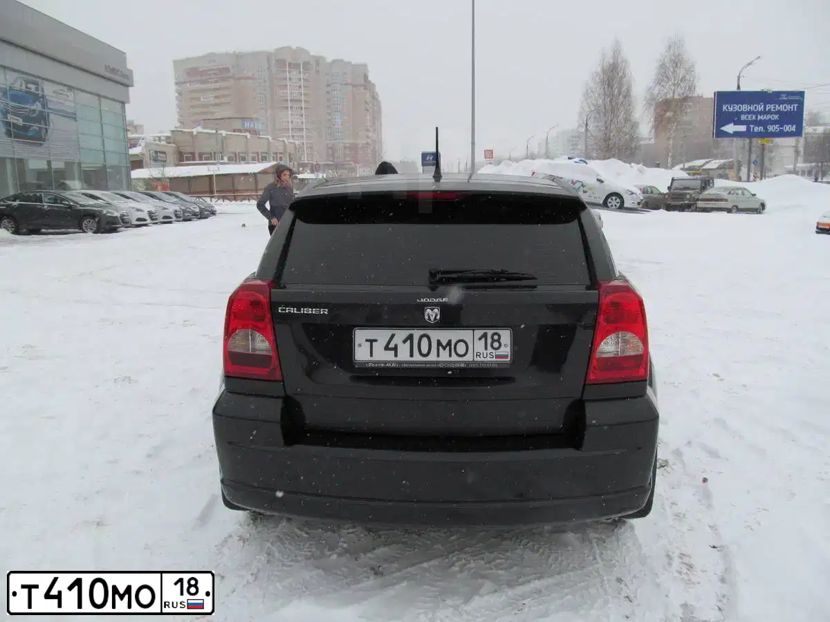 Фото автомобиля DODGE CALIBER, 2008 — госномер Т778УС102. Цвет: ЧЕРНЫЙ