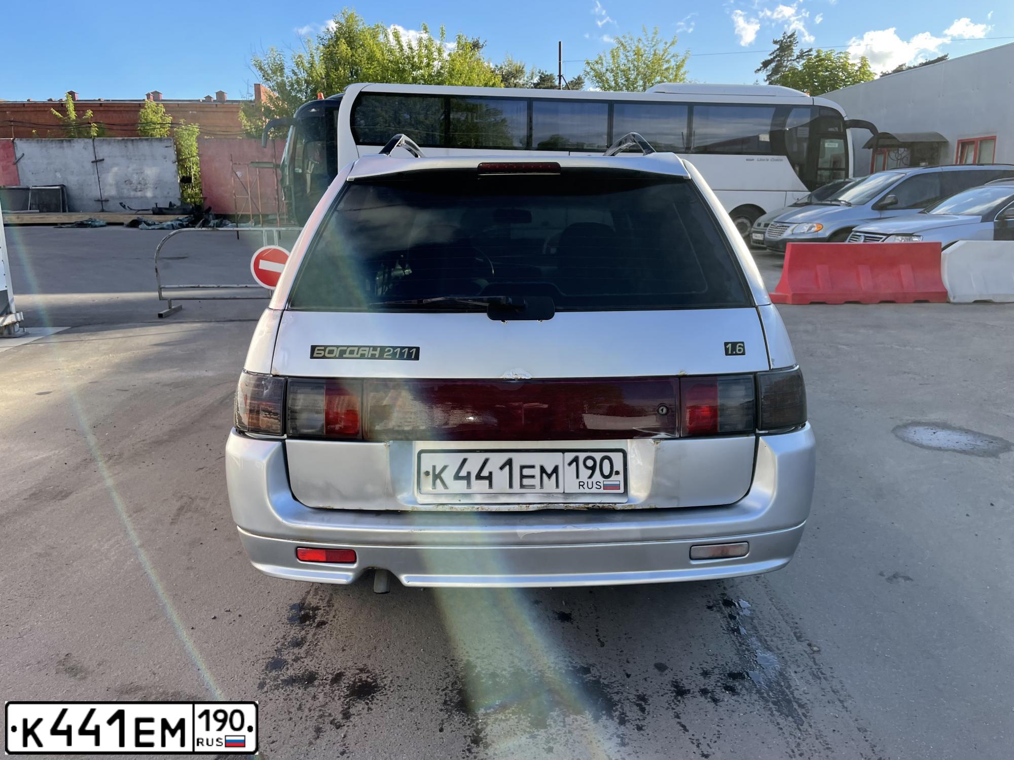 Фото автомобиля BOGDAN 2110/2111, 2010 — госномер К441ЕМ190. Цвет: СЕРЕБРИСТЫЙ