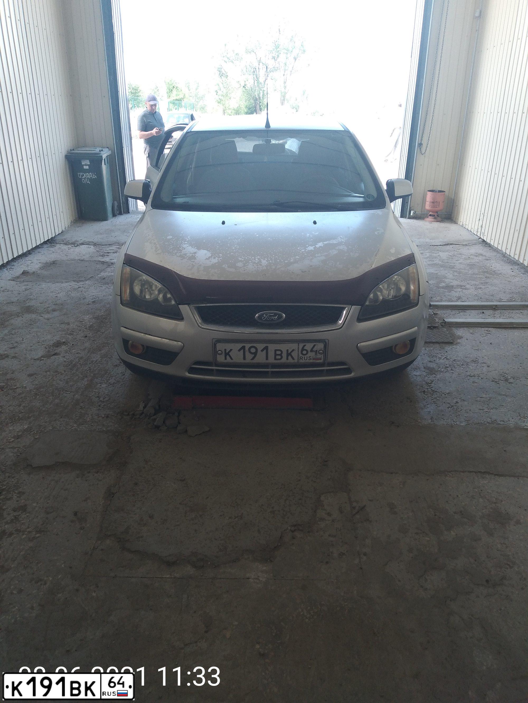 Фото автомобиля FORD D FOCUS, 2007 — госномер К191ВК64. Цвет: СЕРЕБРИСТЫЙ