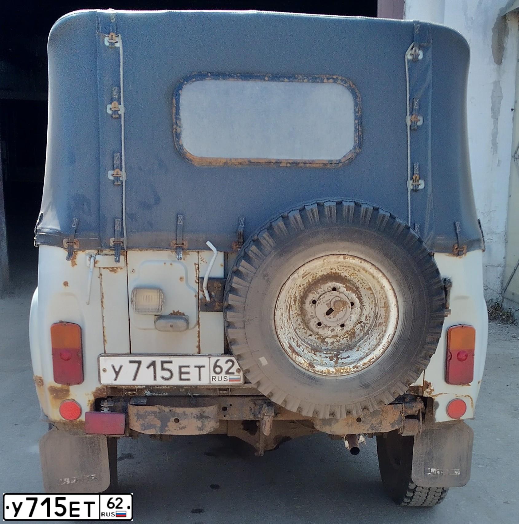 Фото автомобиля UAZ 3151 / HUNTER, 2005 — госномер У715ЕТ62. Цвет: СВЕТЛО-СЕРЫЙ
