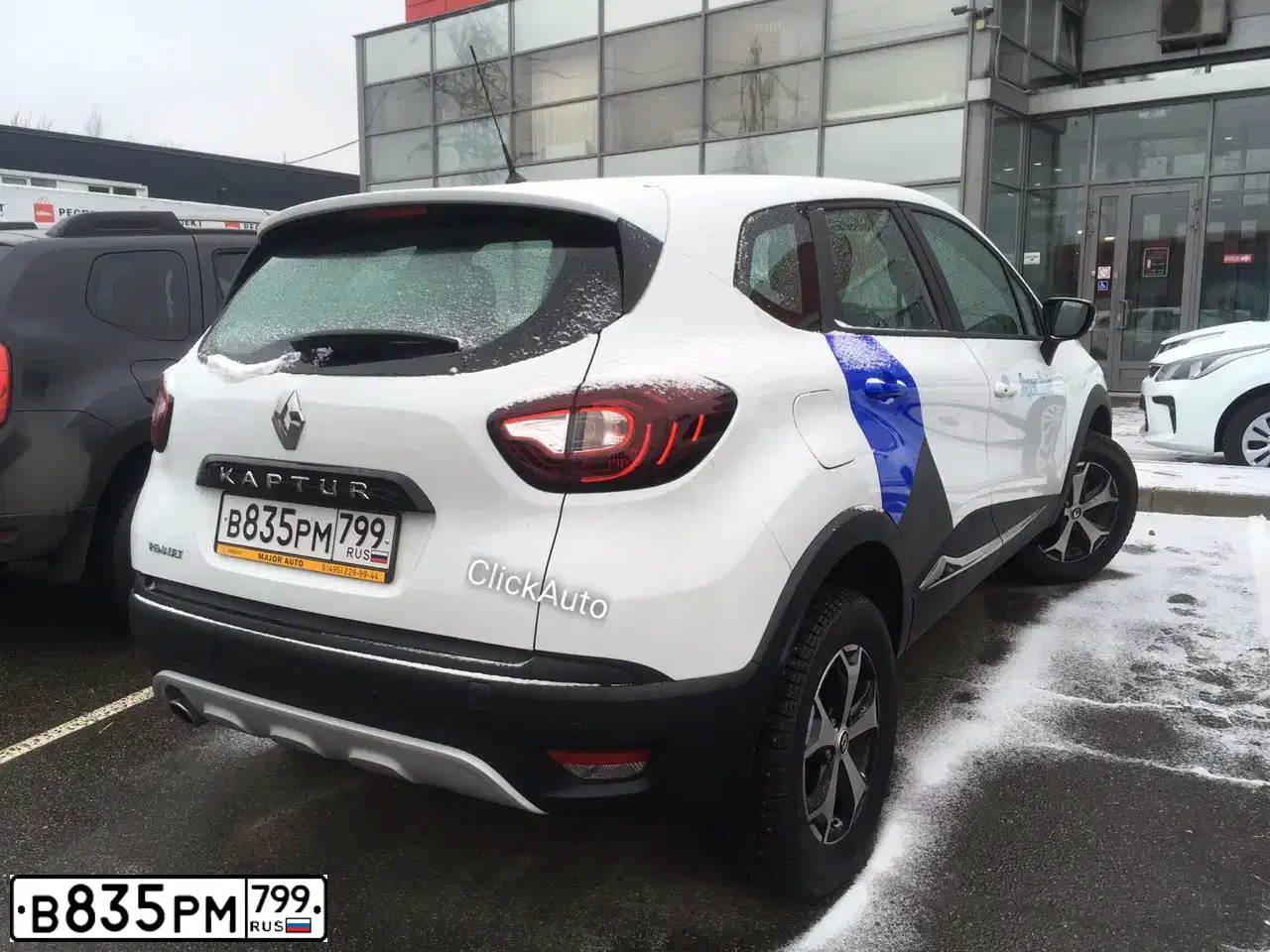 Фото автомобиля RENAULT KAPTUR, 2019 — госномер В900КХ180. Цвет: Белый