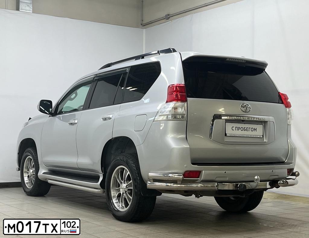 Фото автомобиля VOLKSWAGEN TOUAREG, 2009 — госномер М017ТК102. Цвет: ЧЕРНЫЙ