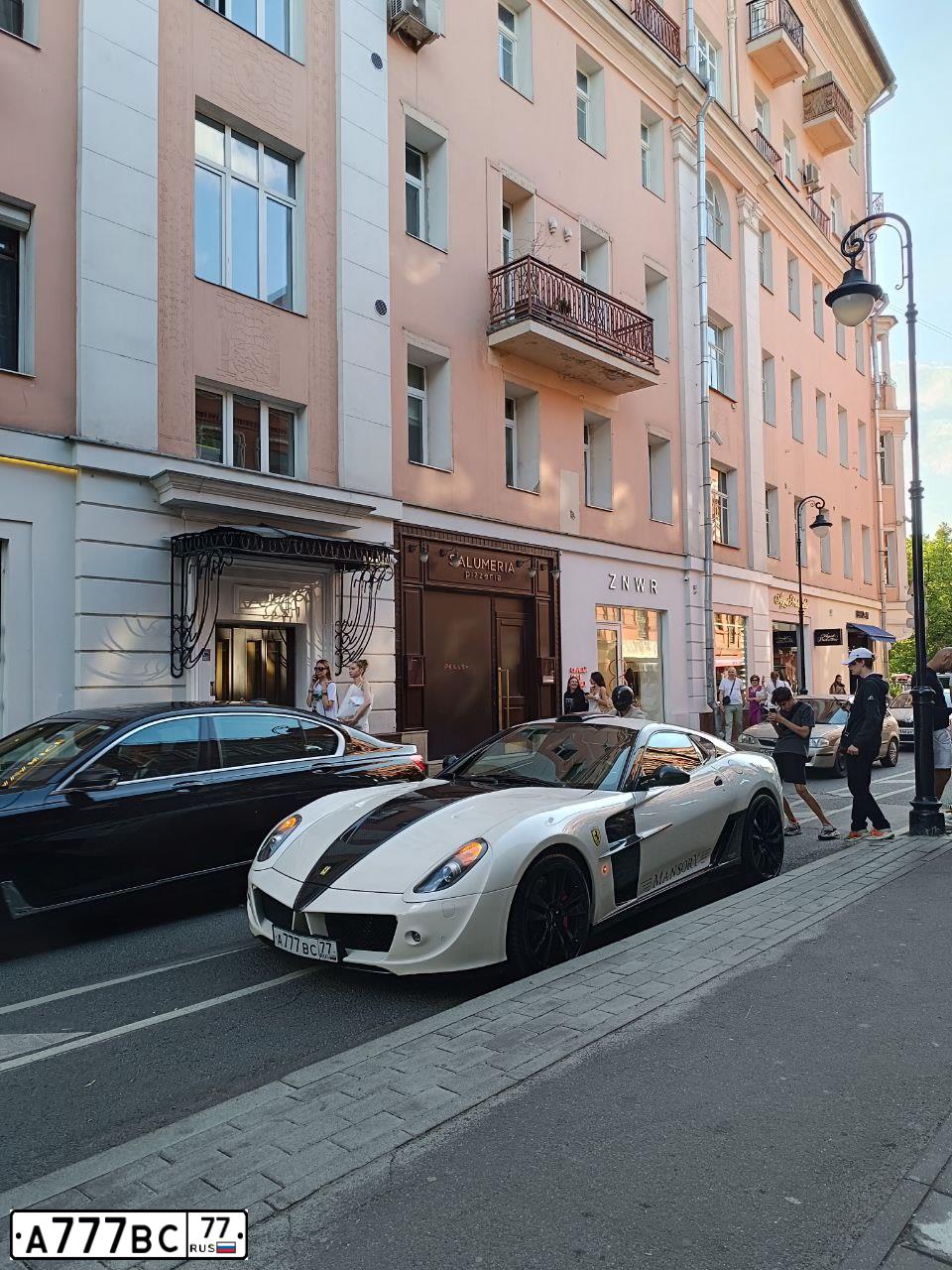 Фото автомобиля FERRARI F 599, 2007 — госномер А713ТХ777. Цвет: ЧЕРНО-БЕЛЫЙ