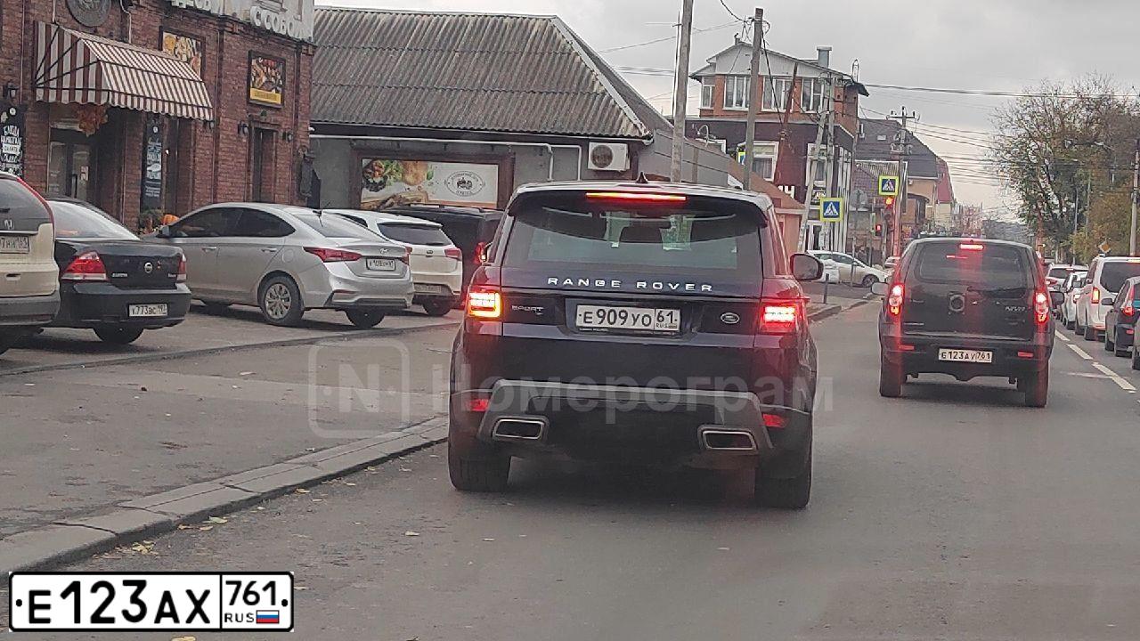 Фото автомобиля LADA 2170 PRIORA, 2009 — госномер К577ВМ761. Цвет: СВЕТЛО-СЕРЕБРИСТЫЙ МЕТАЛЛ