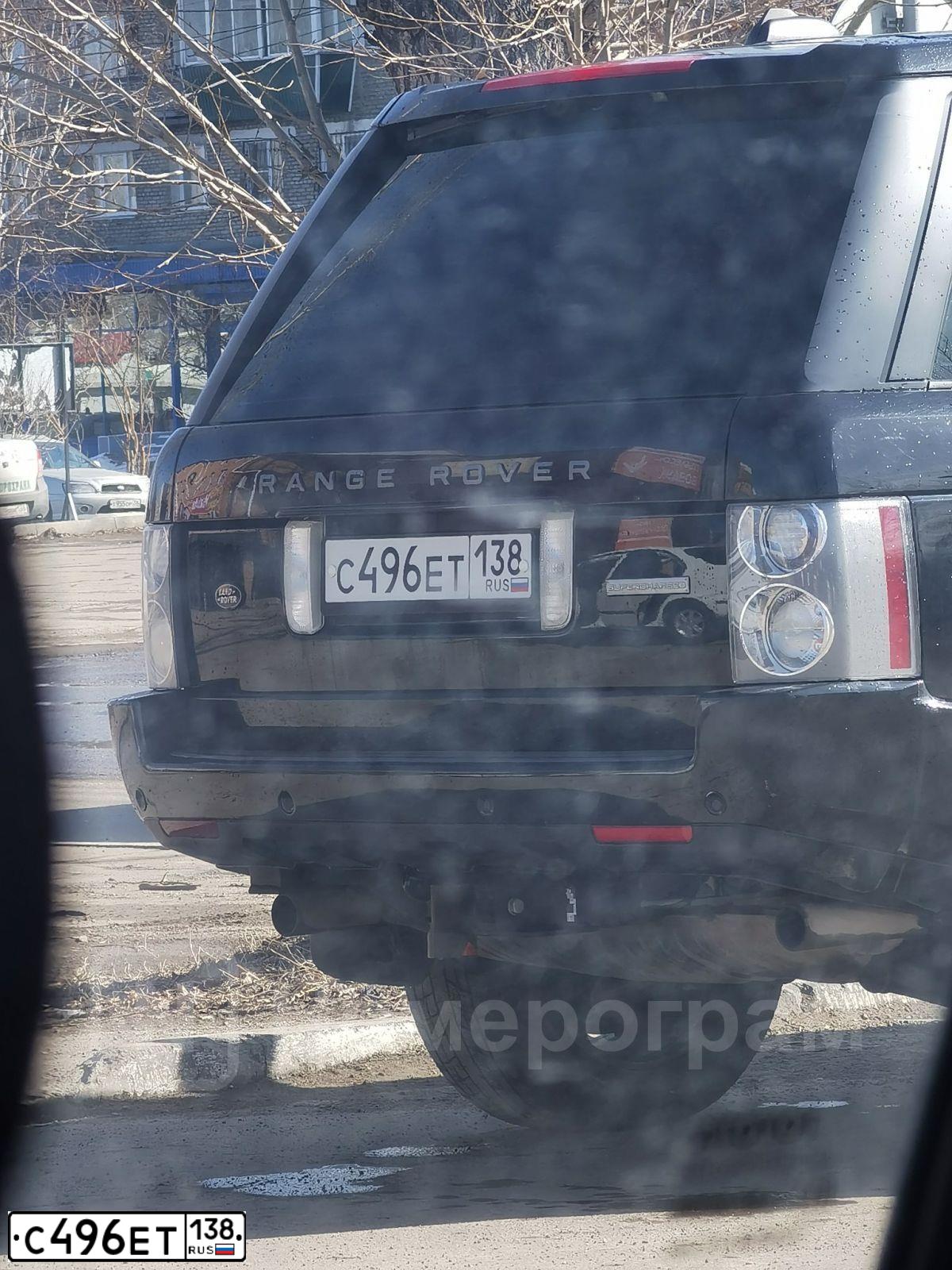 Фото автомобиля LANDROVER RANGE ROVER, 2007 — госномер С496ЕТ138. Цвет: ЧЕРНЫЙ
