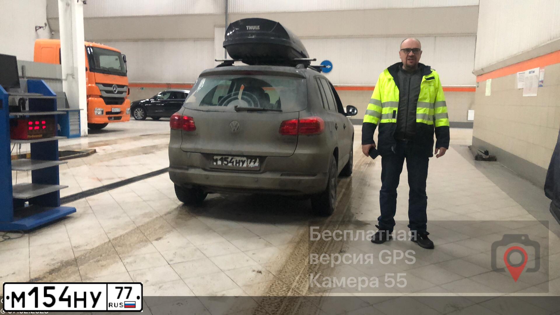 Фото автомобиля ВАЗ 21053, 1996 — госномер М154НУ77. Цвет: КРАСНЫЙ