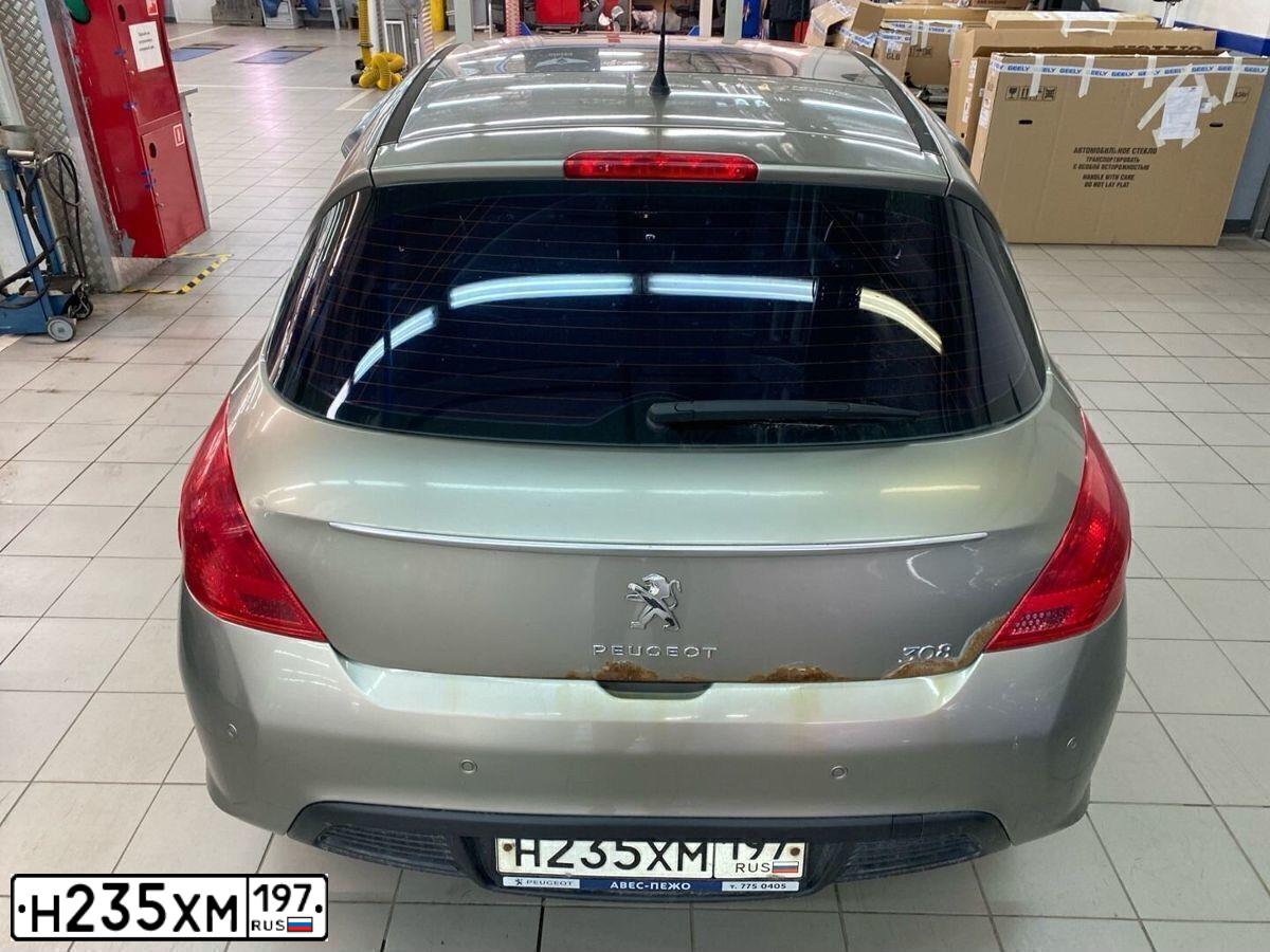 Фото автомобиля PEUGEOT 308, 2012 — госномер С693КА198. Цвет: Коричневый