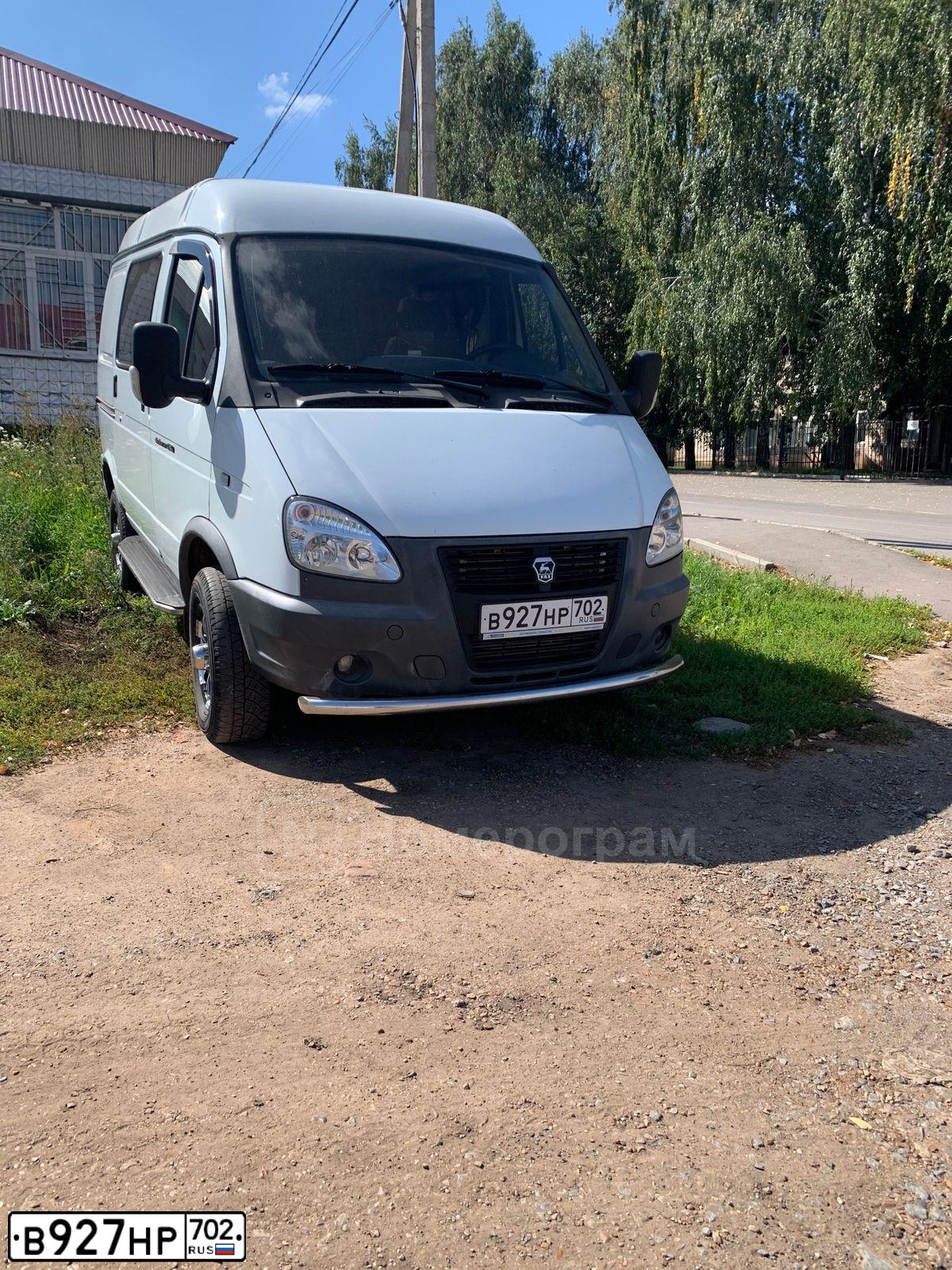 Фото автомобиля GAZ 2752 SOBOL, 2018 — госномер Р820ВС152. Цвет: Белый