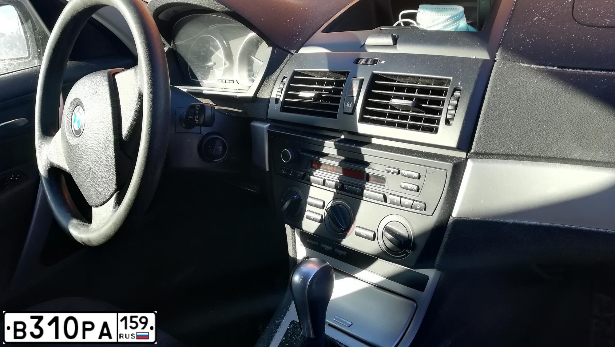 Фото автомобиля BMW X3, 2009 — госномер Х284МЕ72. Цвет: Серый