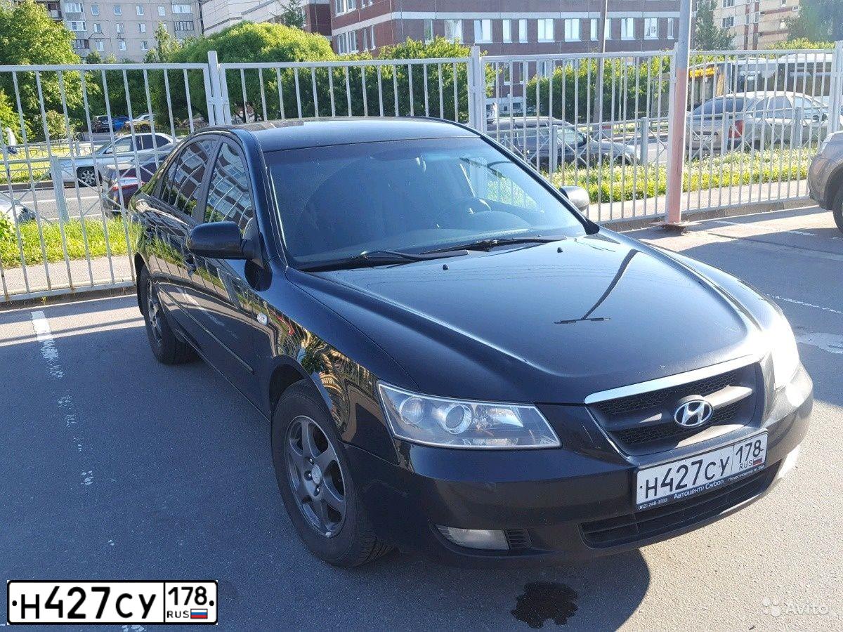 Фото автомобиля HYUNDAI SONATA, 2007 — госномер С617ЕУ136. Цвет: ЧЕРНЫЙ