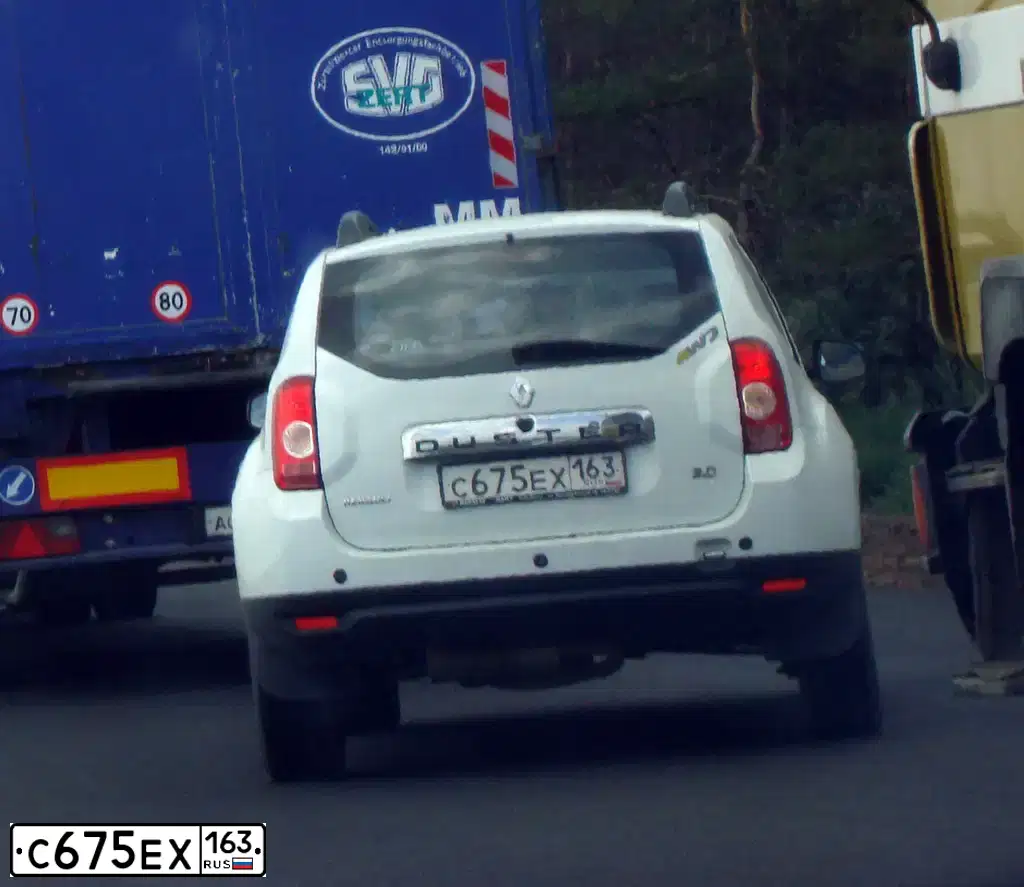 Фото автомобиля RENAULT DUSTER, 2013 — госномер С675ЕХ163. Цвет: БЕЛЫЙ