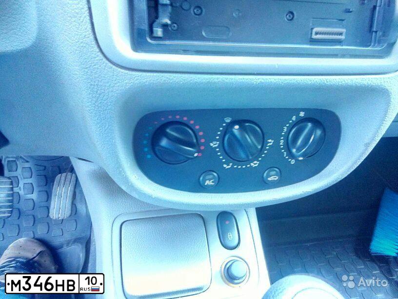 Фото автомобиля RENAULT SYMBOL, 2005 — госномер Н287НТ10