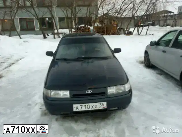 Фото автомобиля LADA 2112 LADA, 2006 — госномер А710ХХ35. Цвет: ГРАФИТОВЫЙ МЕТАЛИК