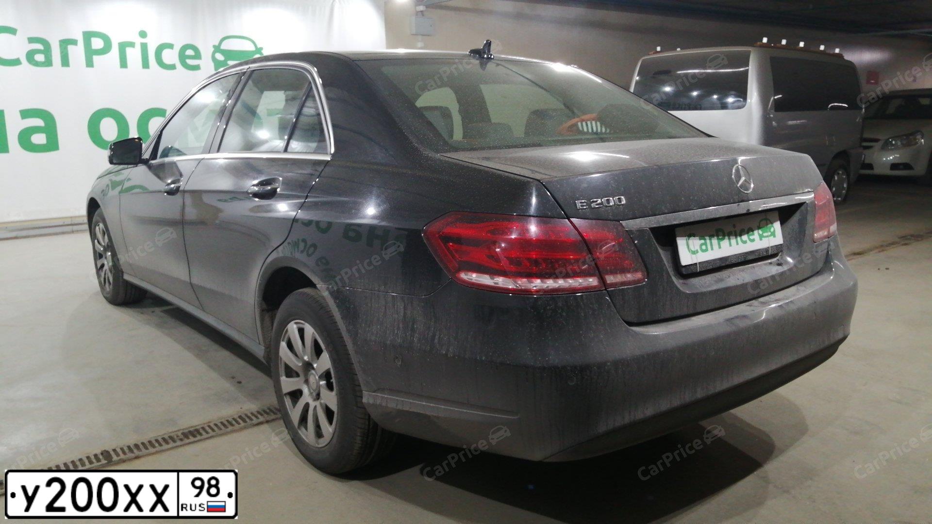 Фото автомобиля MERCEDES E-KLASSE, 2013 — госномер Р882КТ152. Цвет: ЧЕРНЫЙ