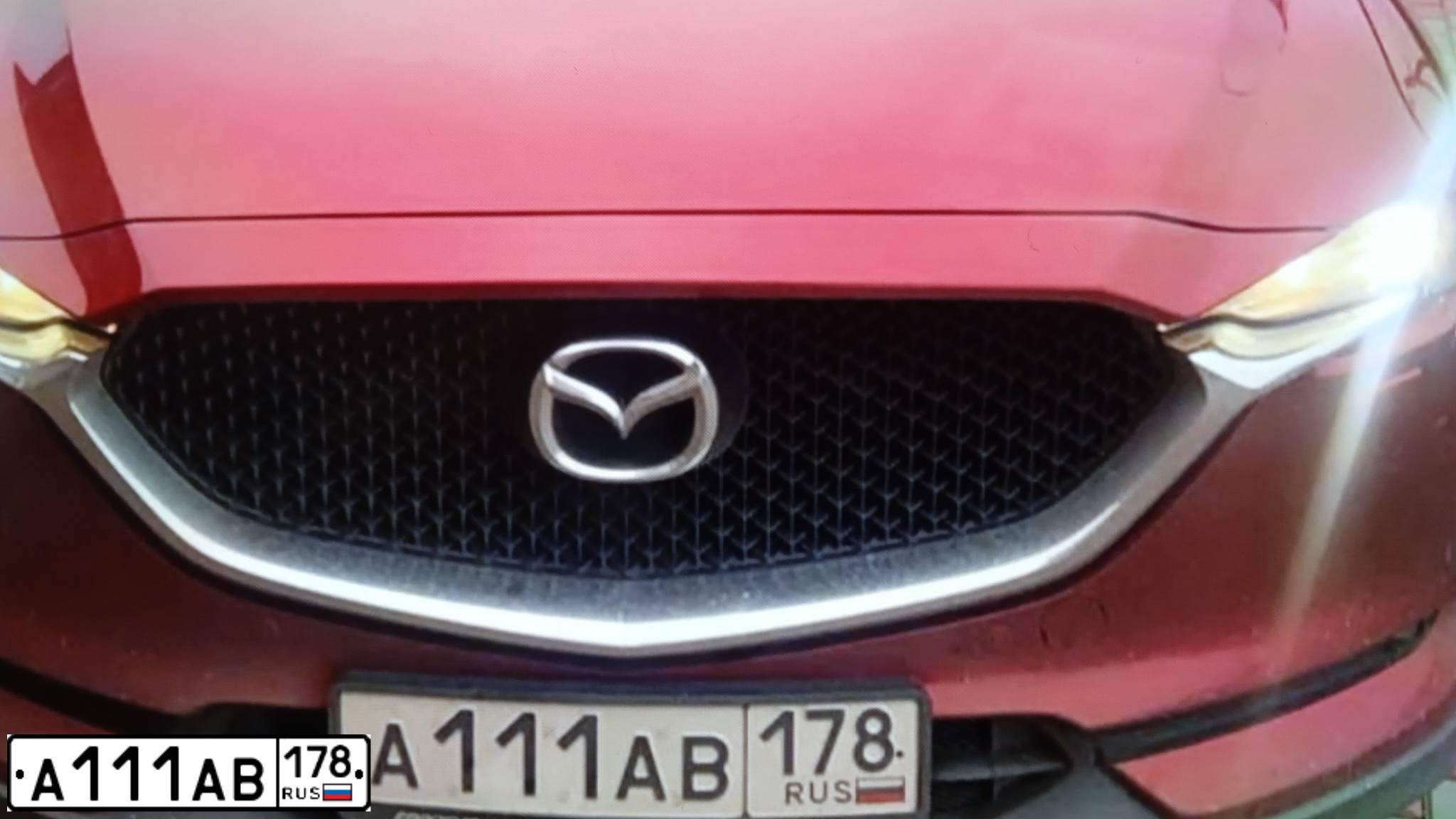 Фото автомобиля KIA K5, 2021 — госномер М835СС198. Цвет: ЧЕРНЫЙ