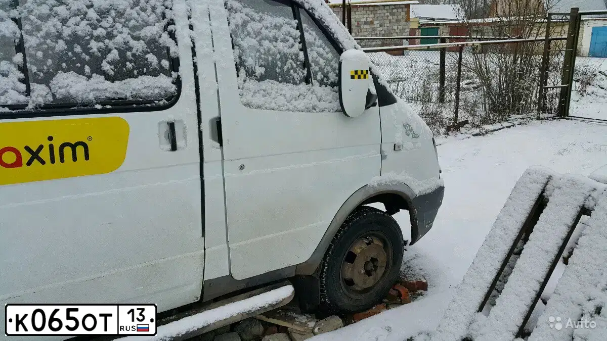 Фото автомобиля GAZ 3221 EL, 2005 — госномер К065ОТ13. Цвет: БЕЛЫЙ