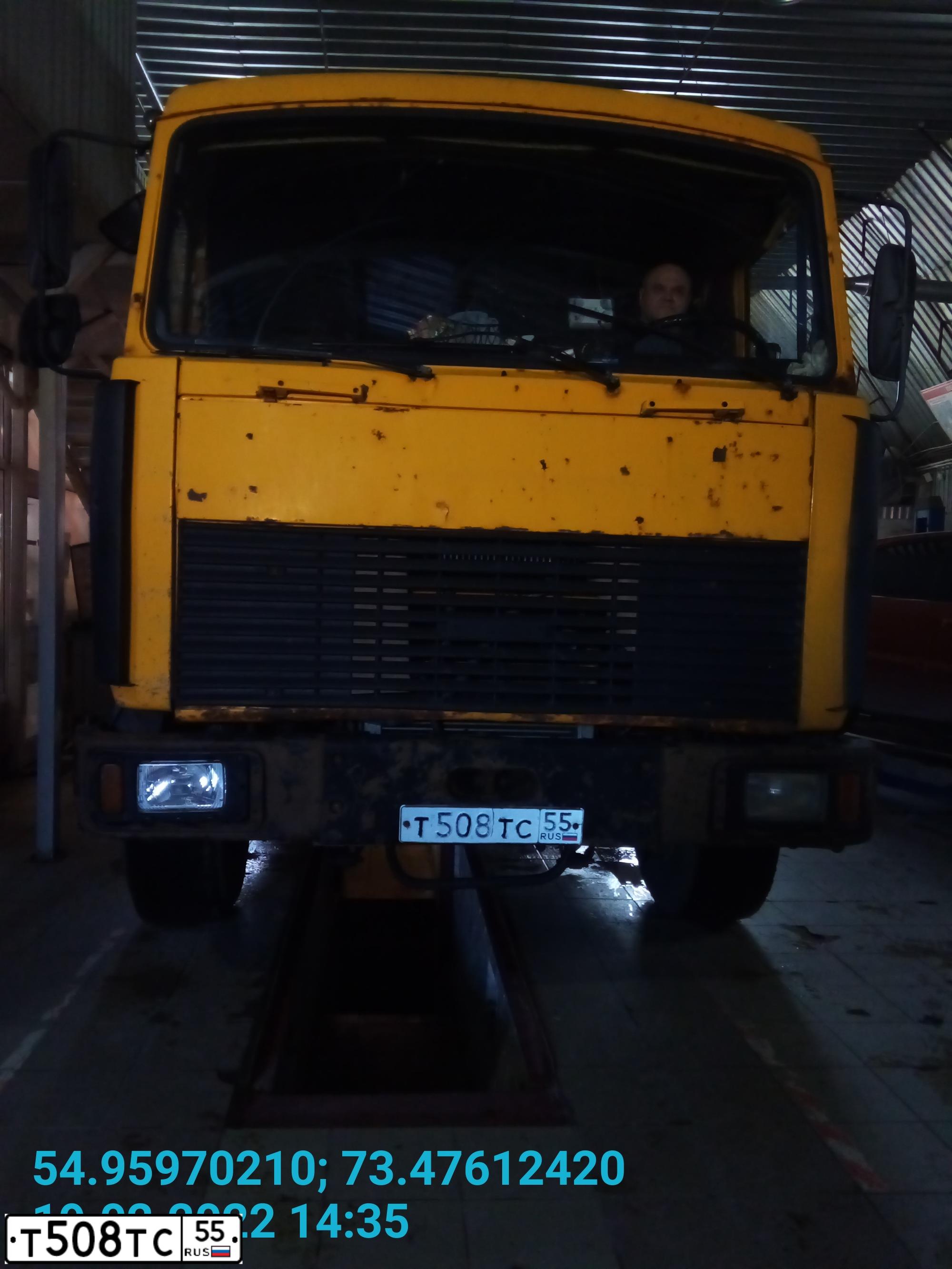 Фото автомобиля MAZ 5336 /4X2/, 2009 — госномер Т508ТС55. Цвет: ЖЁЛТЫЙ