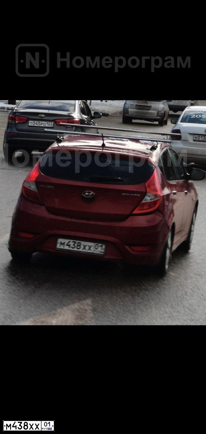 Фото автомобиля HYUNDAI SOLARIS, 2011 — госномер М438ХХ01. Цвет: КРАСНЫЙ