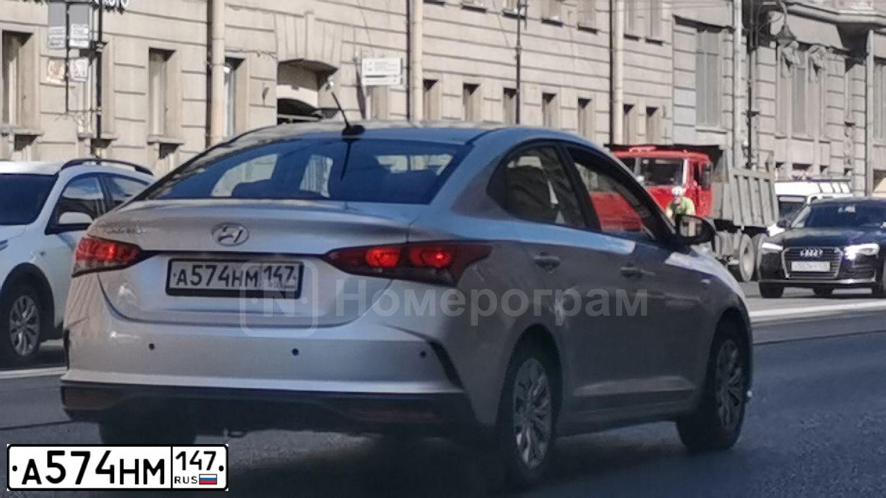 Фото автомобиля HYUNDAI SOLARIS, 2021 — госномер А574МН147. Цвет: СЕРЫЙ
