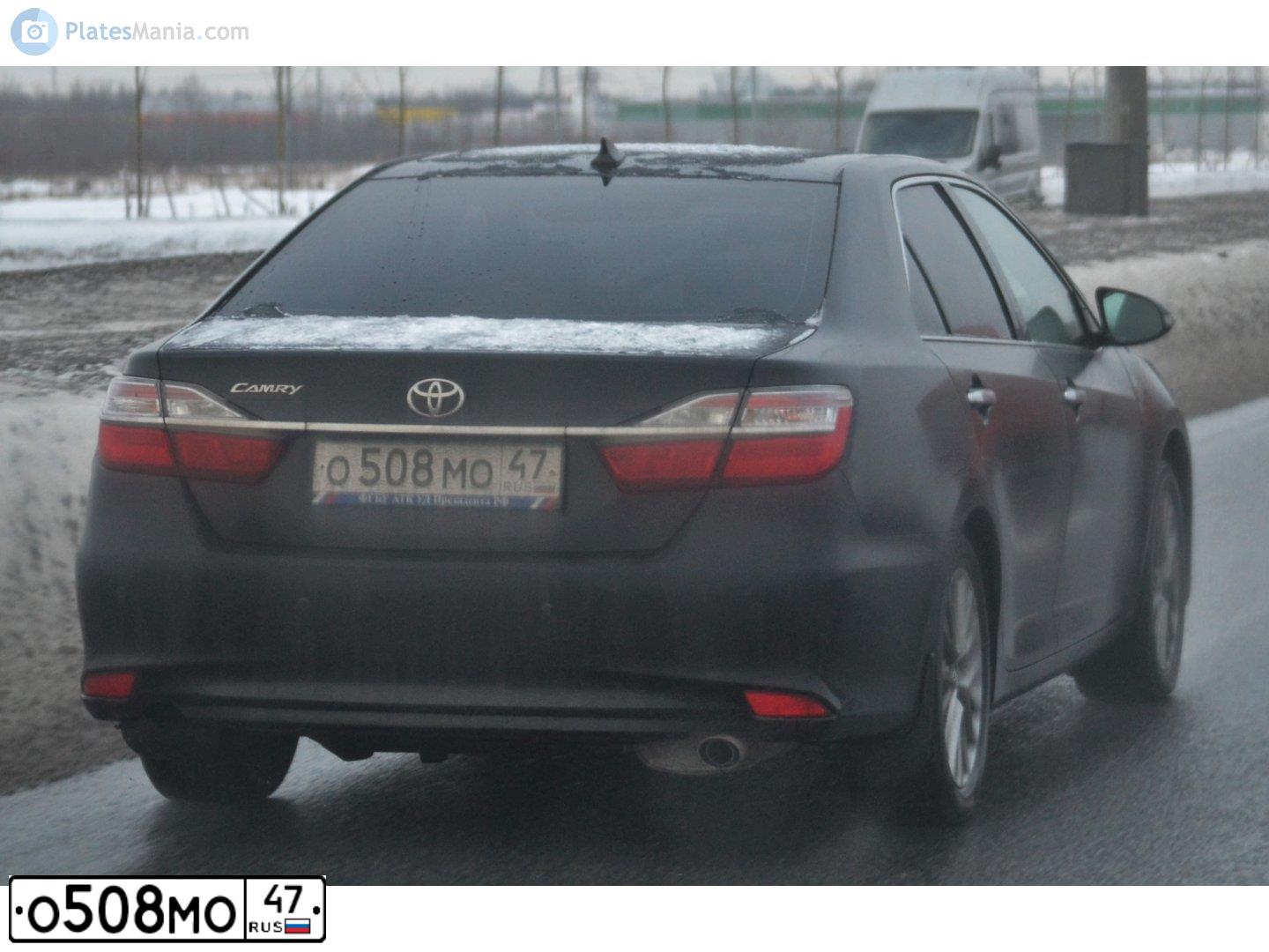 Фото автомобиля TOYOTA CAMRY, 2017 — госномер С229НС198. Цвет: ЧЕРНЫЙ МЕТАЛЛИК