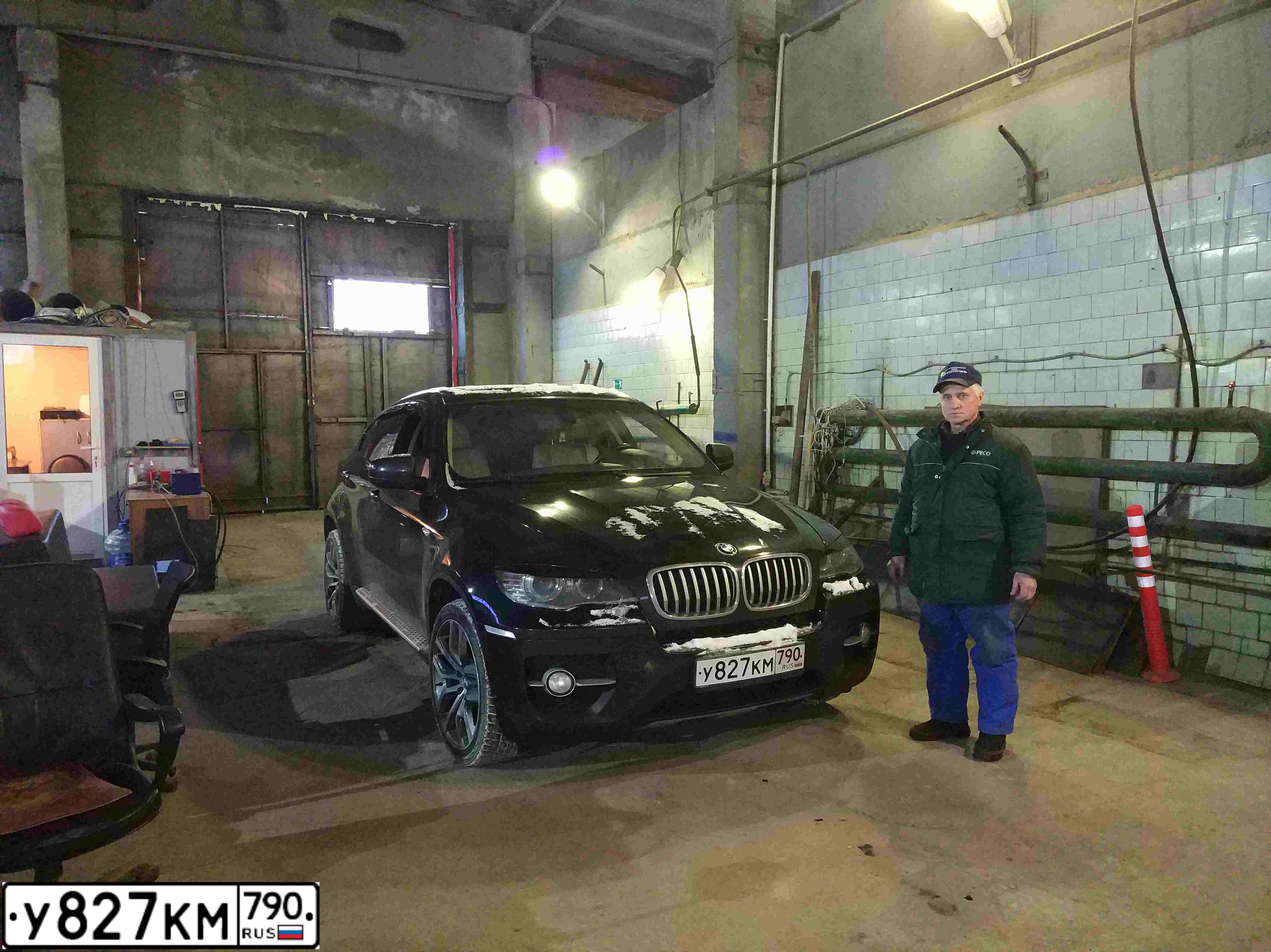 Фото автомобиля BMW X6, 2008 — госномер Е005УА57. Цвет: ЧЕРНЫЙ