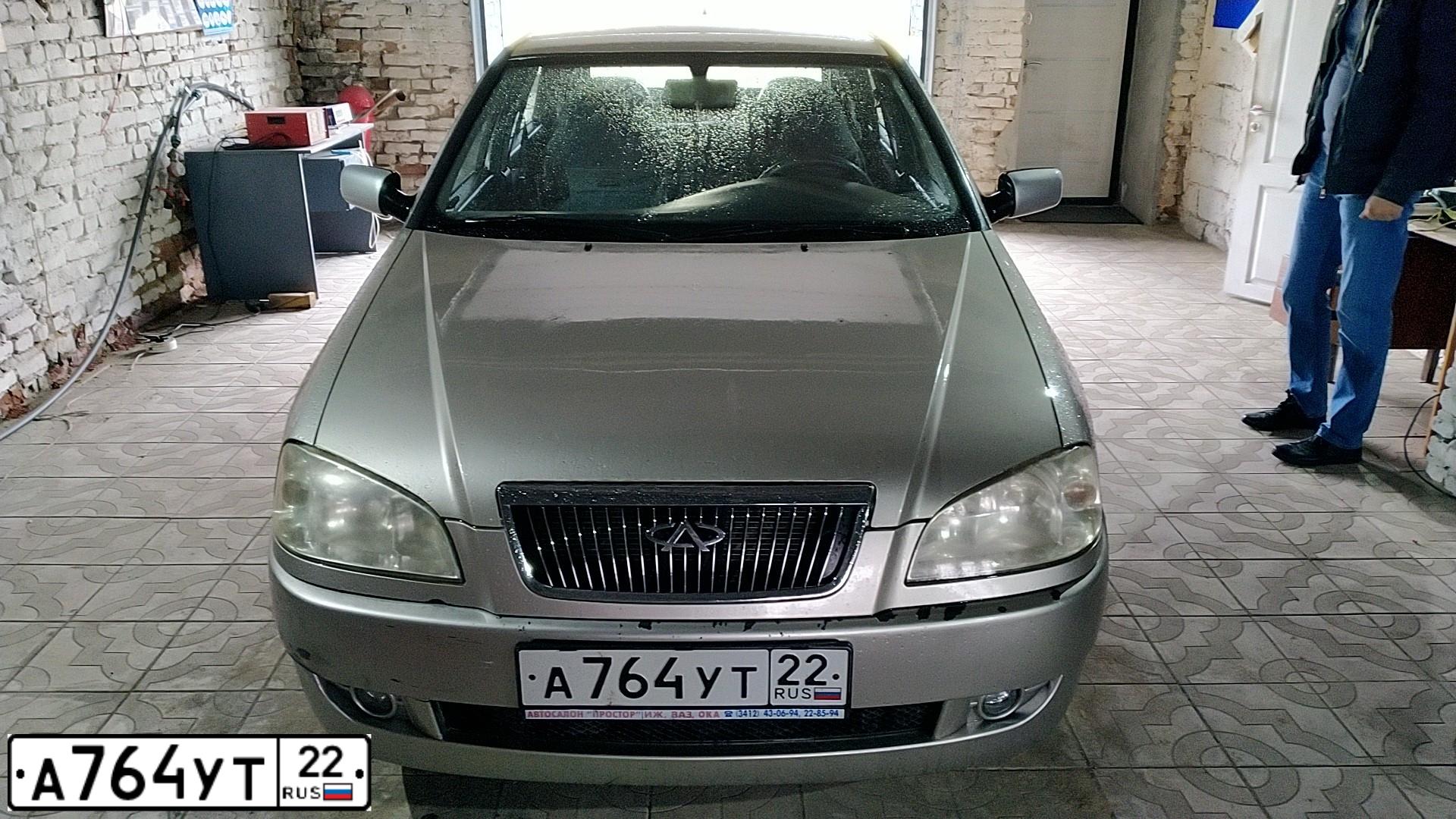 Фото автомобиля CHERY AMULET /FLAGCLOUD/, 2006 — госномер В727ТМ122. Цвет: СЕРЕБРИСТЫЙ