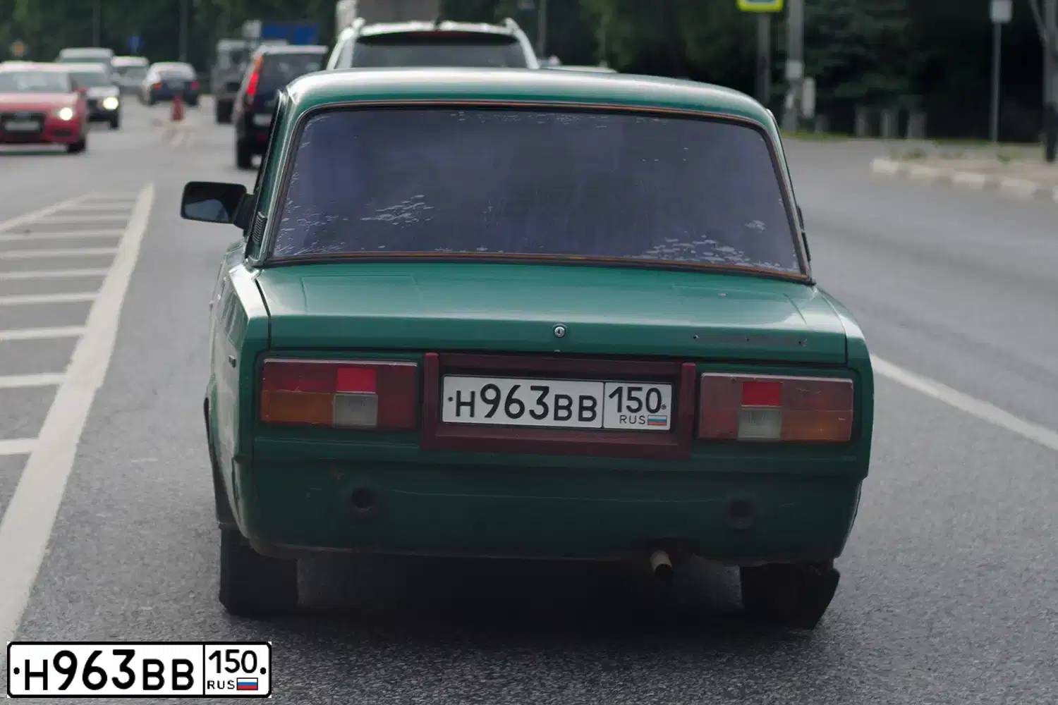 Фото автомобиля LADA 2105, 1999 — госномер Е888ТВ50. Цвет: ЗЕЛЕНЫЙ