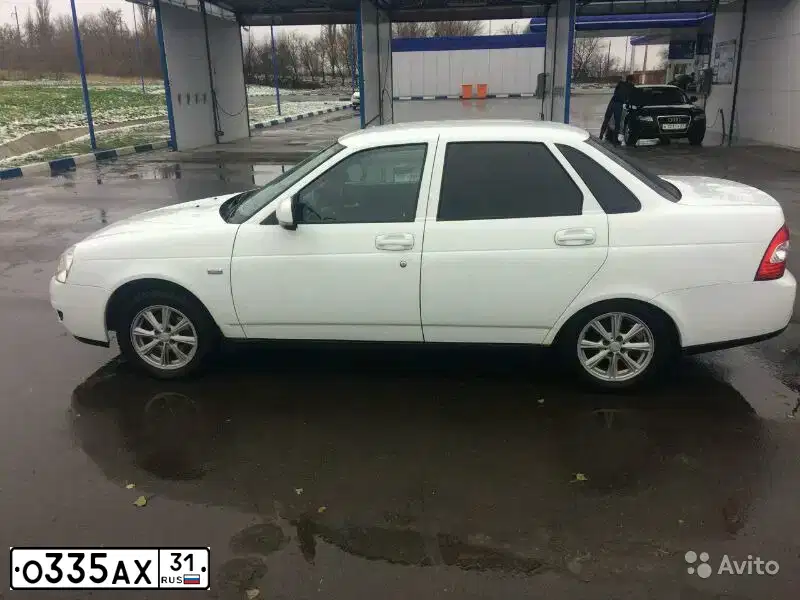 Фото автомобиля LADA 2170 PRIORA, 2014 — госномер С327АН180. Цвет: БЕЛЫЙ