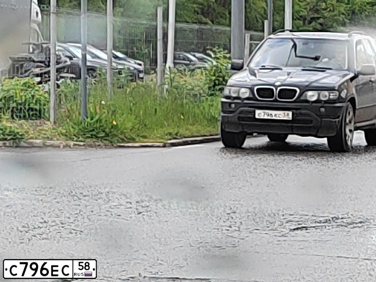 Фото автомобиля LADA 2190 GRANTA, 2013 — госномер О290НН58. Цвет: Белый