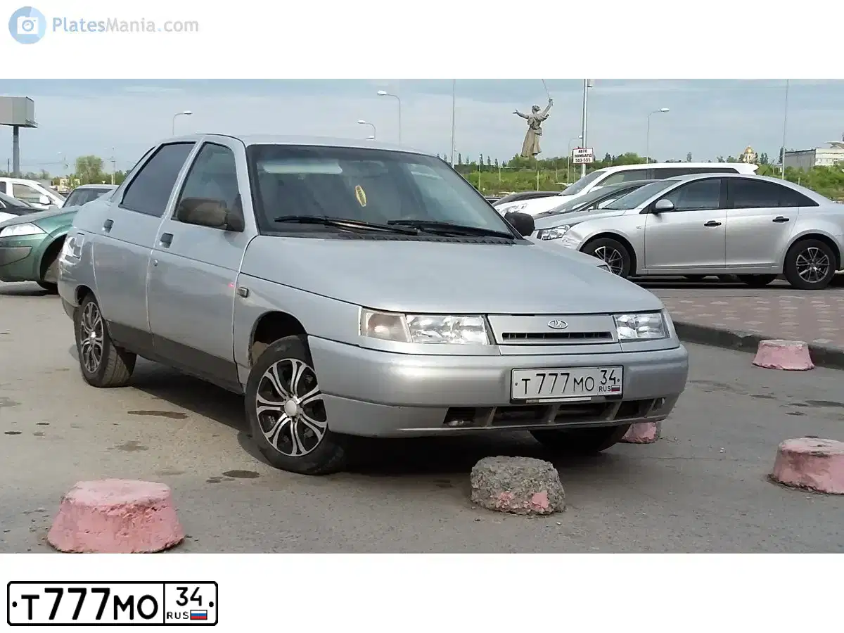 Фото автомобиля LADA 2110, 2002 — госномер Т777МО34. Цвет: СЕРЕБРИСТЫЙ