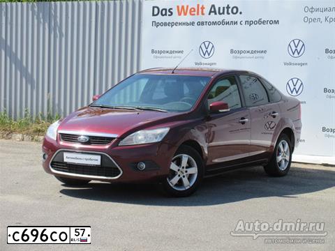 Фото автомобиля FORD FOCUS, 2008 — госномер Е899КР136. Цвет: ВИШНЕВЫЙ