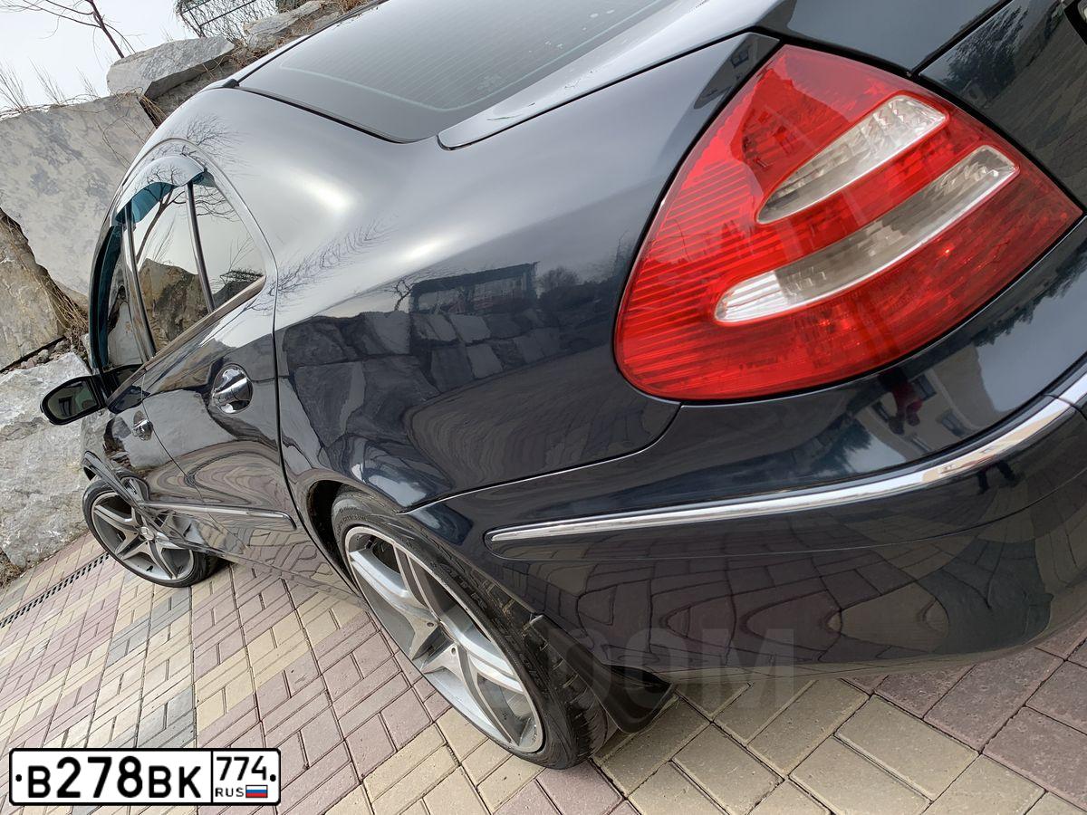 Фото автомобиля MERCEDES E-KLASSE, 2002 — госномер Е050НС174. Цвет: ЧЕРНЫЙ