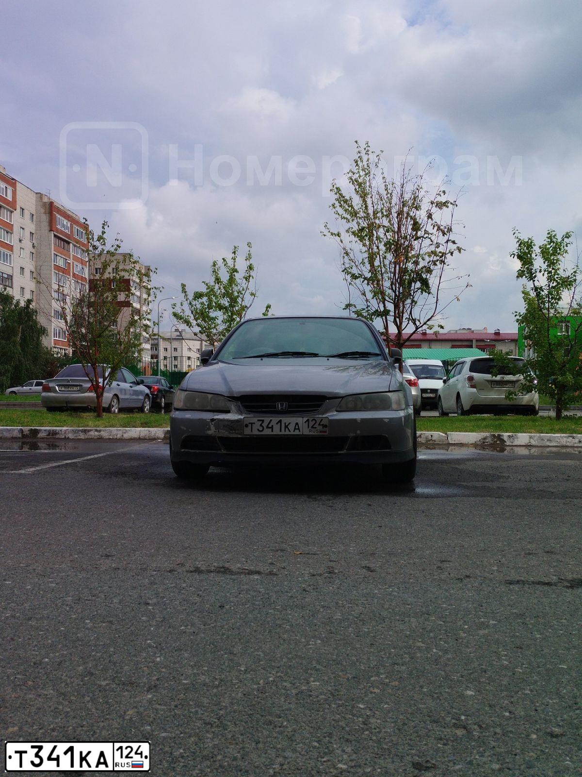 Фото автомобиля HONDA ACCORD, 1998 — госномер Т341КА124