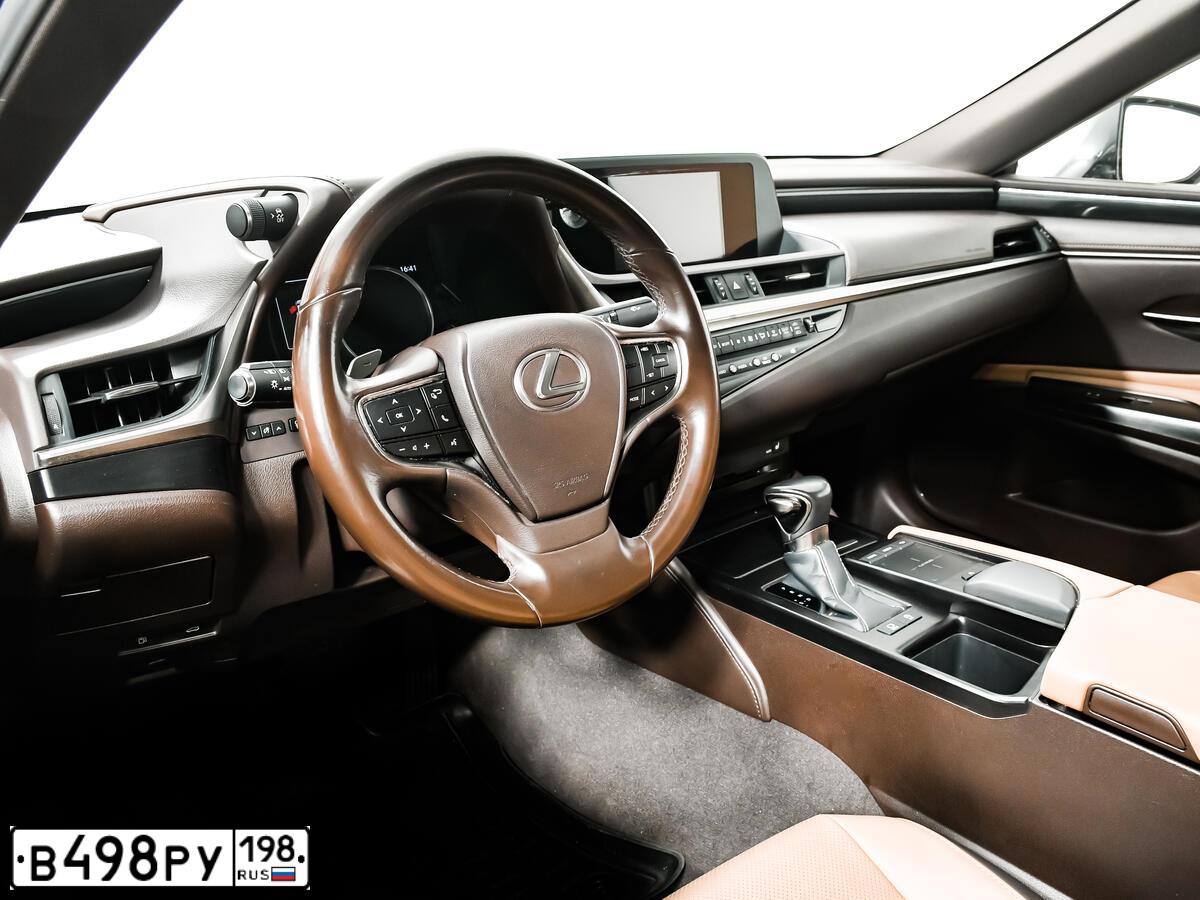 Фото автомобиля LEXUS ES, 2019 — госномер В498РУ198. Цвет: ЧЕРНЫЙ