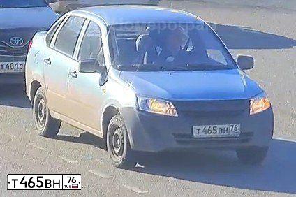 Фото автомобиля LADA 2190 GRANTA, 2012 — госномер Т465ВН76. Цвет: СЕРЫЙ