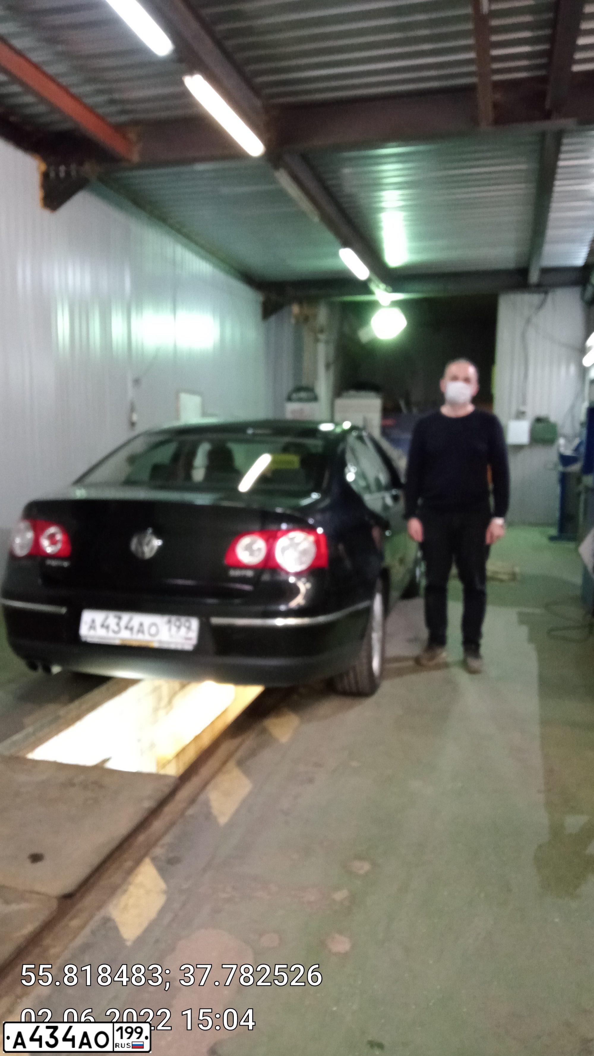 Фото автомобиля VOLKSWAGEN PASSAT, 2007 — госномер А434АО199. Цвет: ЧЕРНЫЙ
