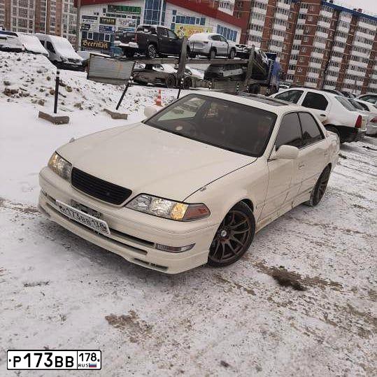Фото автомобиля OPEL ASTRA, 2013 — госномер Р173ВВ178. Цвет: ЖЁЛТЫЙ
