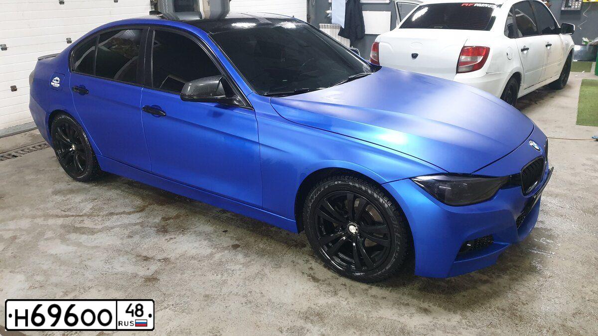 Фото автомобиля BMW SERIE 3, 2013 — госномер Т434СА152. Цвет: синий