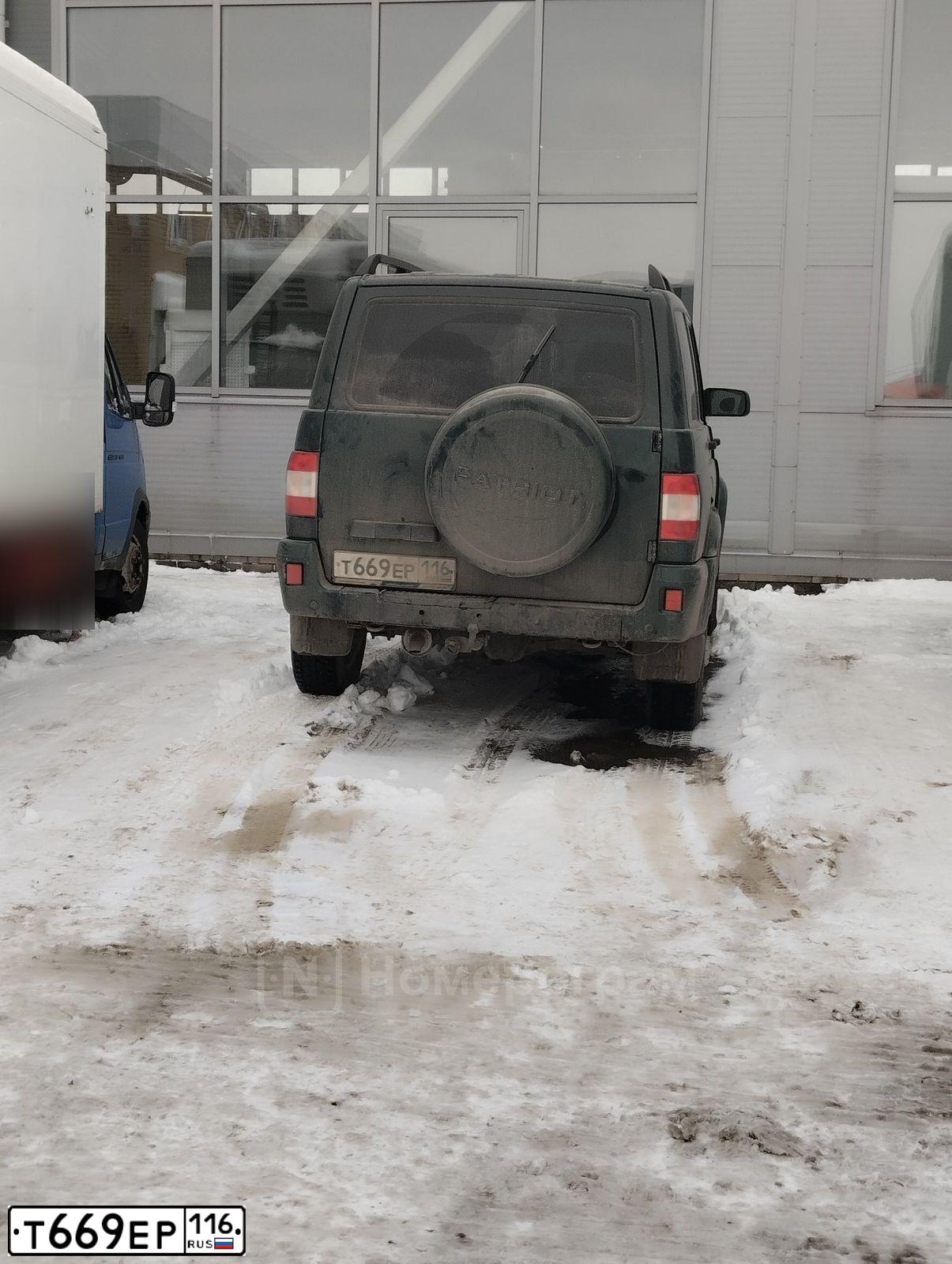 Фото автомобиля UAZ Z 3163 PATRIOT, 2013 — госномер Т669ЕР116. Цвет: АМУЛЕТ МЕТАЛЛИК
