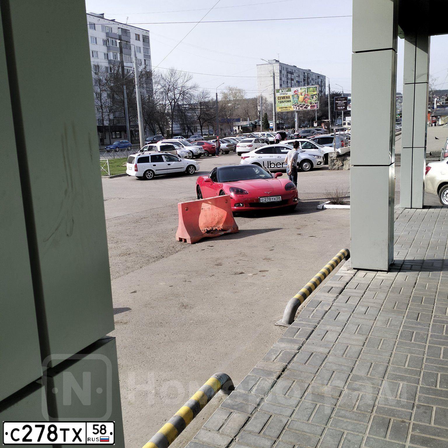 Фото автомобиля CHEVROLET CORVETTE, 2005 — госномер С278ТХ58. Цвет: Красный